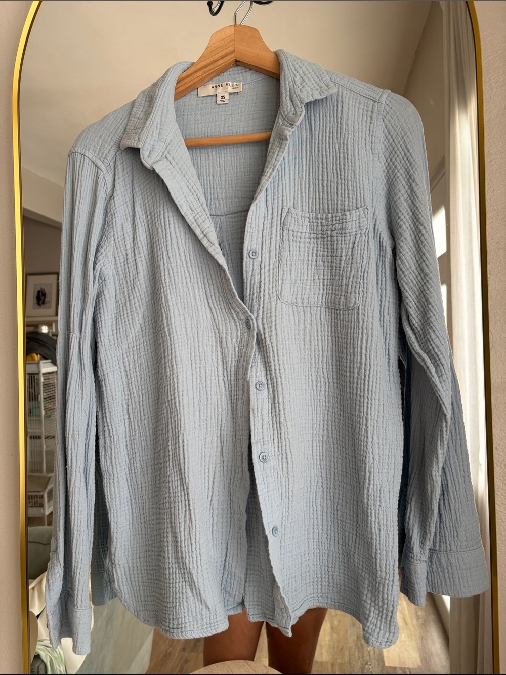 Anne Klein Light Blue Crinkle Button Down Shirt XS